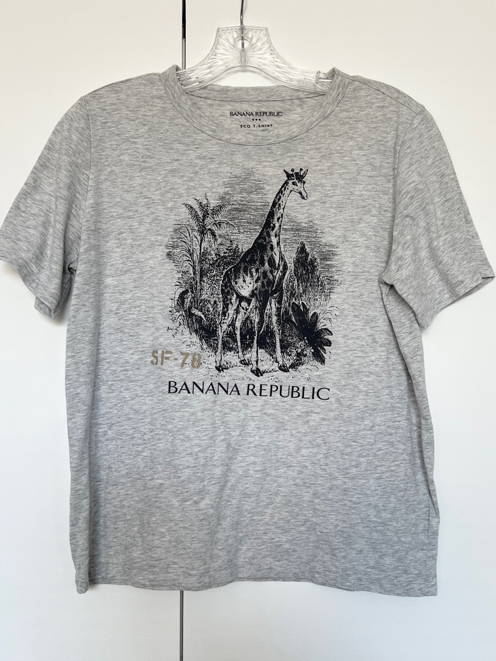 Banana Republic Gray Giraffe Graphic Crew Tee